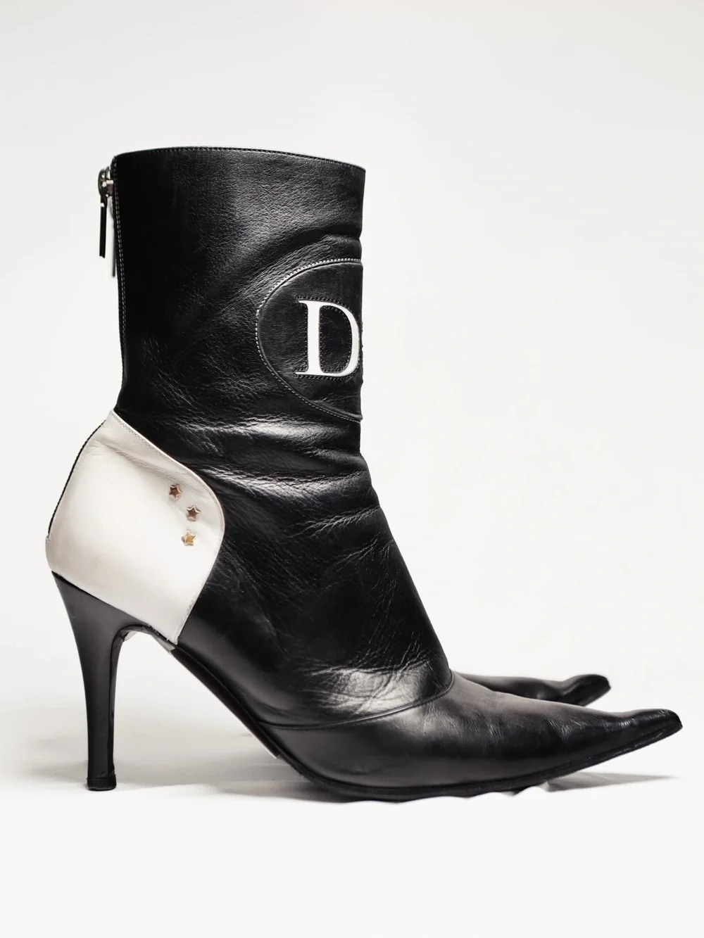 Dior Galliano Vintage Y2K Black Leather D Logo Pointed Toe Ankle Boots 37.5